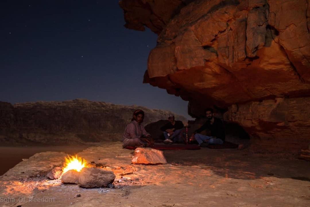 Bedouin Memories Camp Hotel Wadi Rum Eksteriør billede
